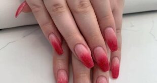 21 Trendiest Pink And Red Nails to Explore