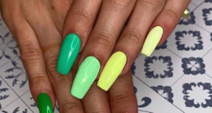 The Tonal Nails Are Trending on Instagram