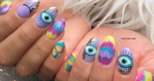 Tie-Dye Nails Are Trending For Fall