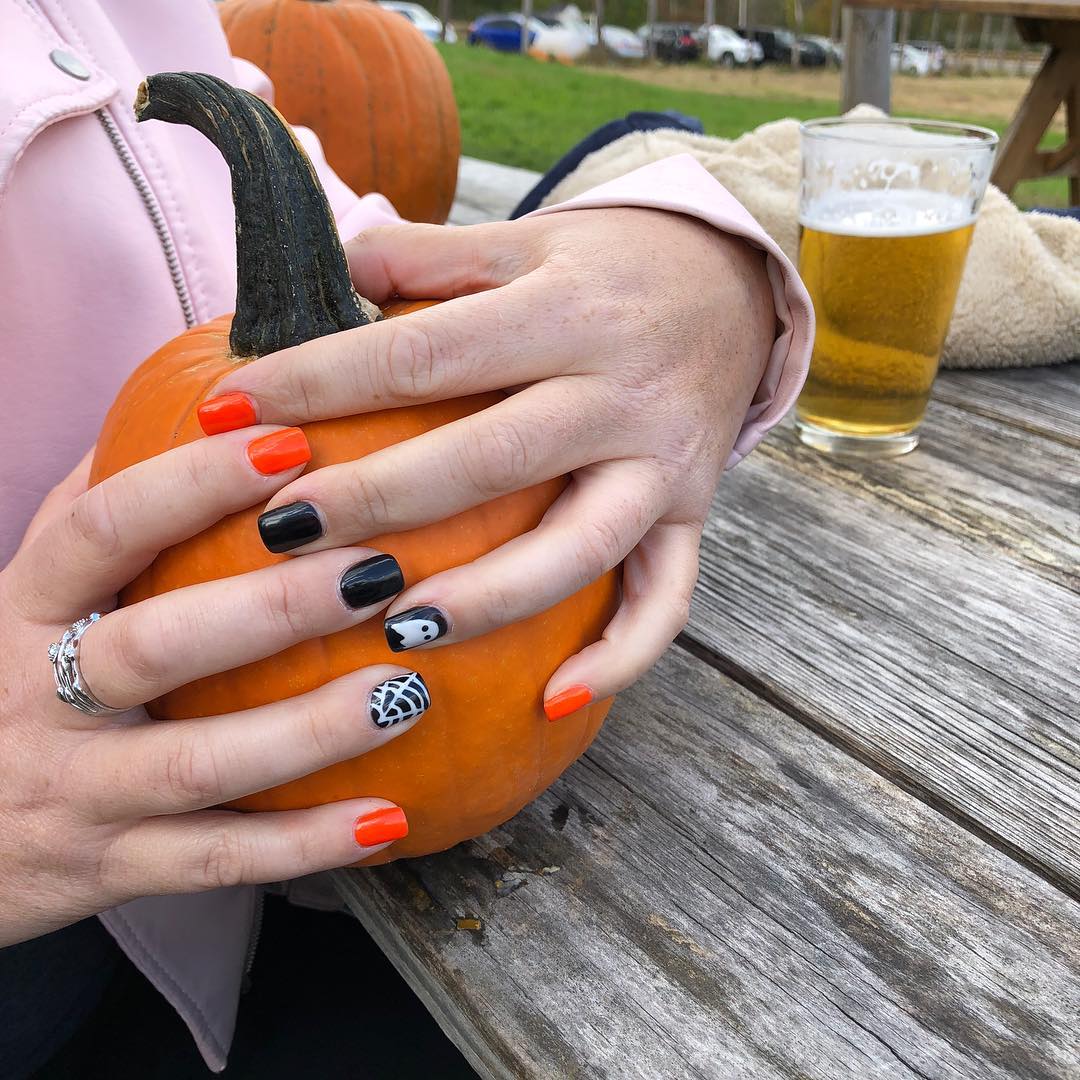 Cute Black and Orange Small Nails with Spider Nail Art