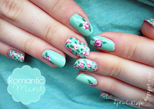 Mint with pink roses