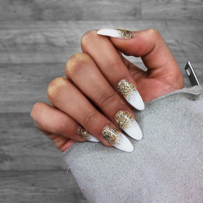 16-Festive-Nail-Art-Ideas-To-Copy-white-glitter-nails