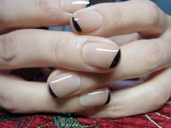 15 Gorgeous Minimalist Nail Design Ideas