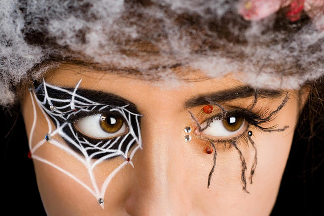 spide web eyes makeup tutorial
