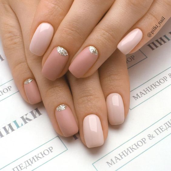 nude nails are a comfy ided that will fit any bridal look and can be rocked afterwards too