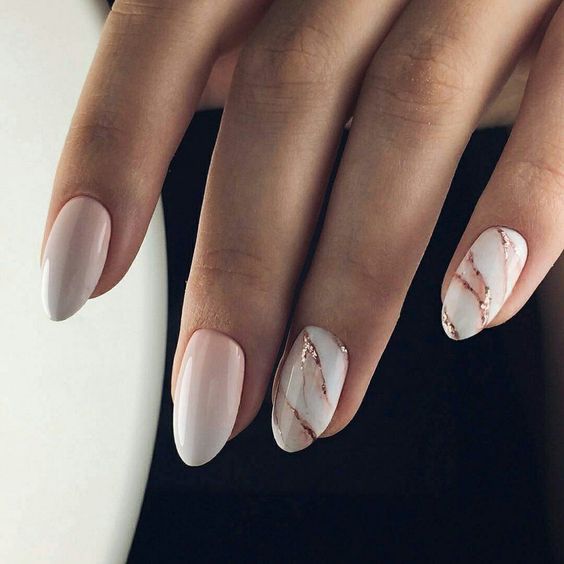 pink marble nails is a trendy and chic touch for a spring bridal look