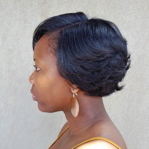 Uneven Layers Short Hairstyle for Black Women