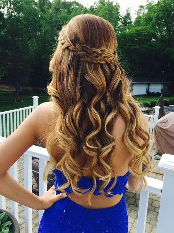 The Best Prom Hairdos for Long Hair 1