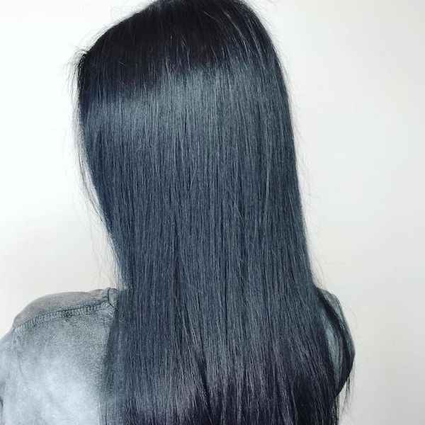 Beautiful black hair with blue tint 1
