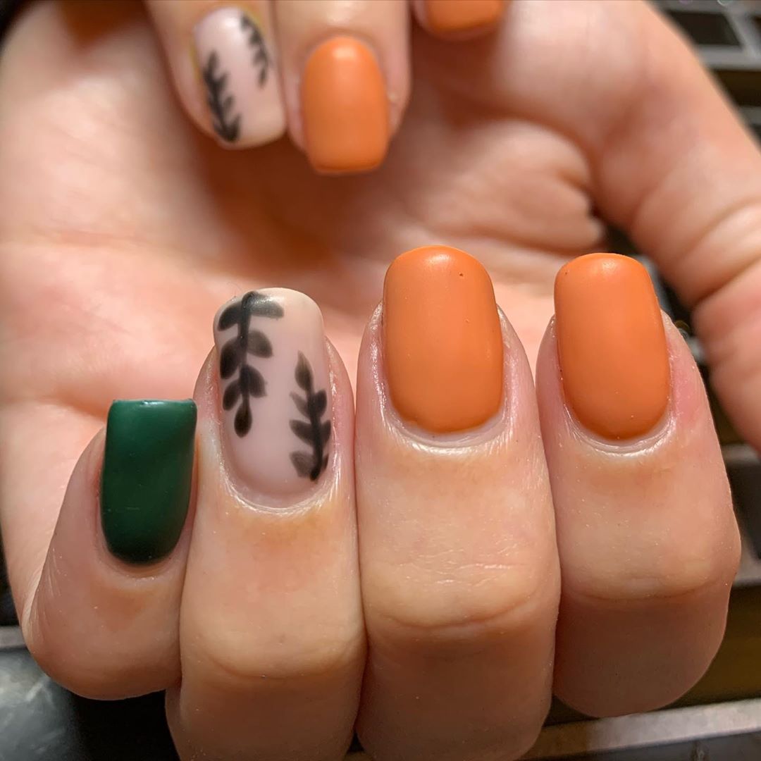 orange nails for fall