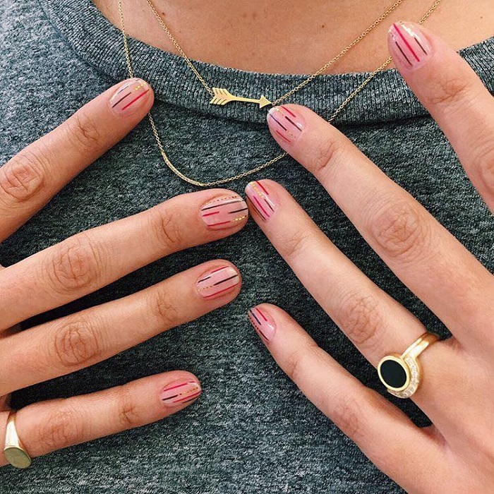 4th Of July Nail Inspo to Celebrate Independence Day with Style minimalist lines
