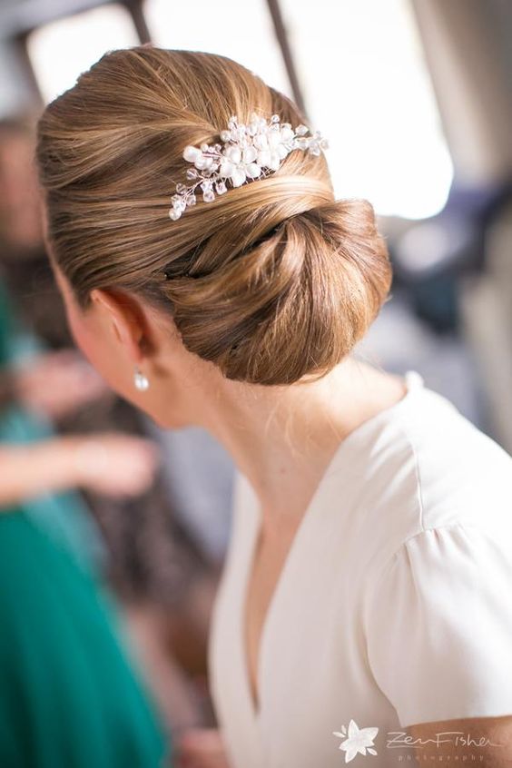bridal updo to look picture perfect during the whole day