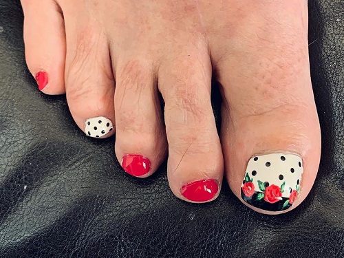 Floral Design with Polka Dots Nail Art Design