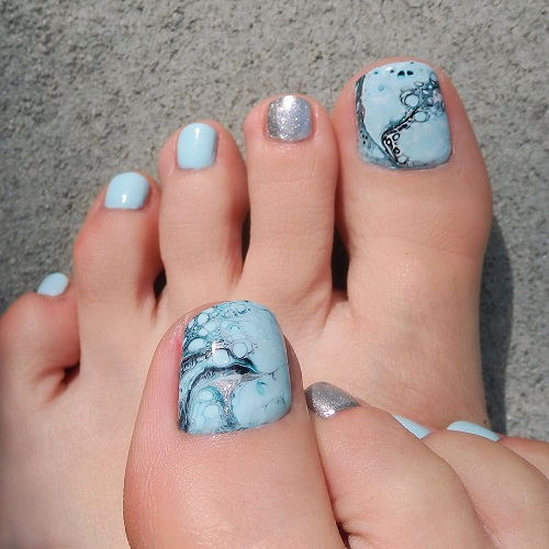 Perfect Blue Nail Art Design for Square Toe Nail