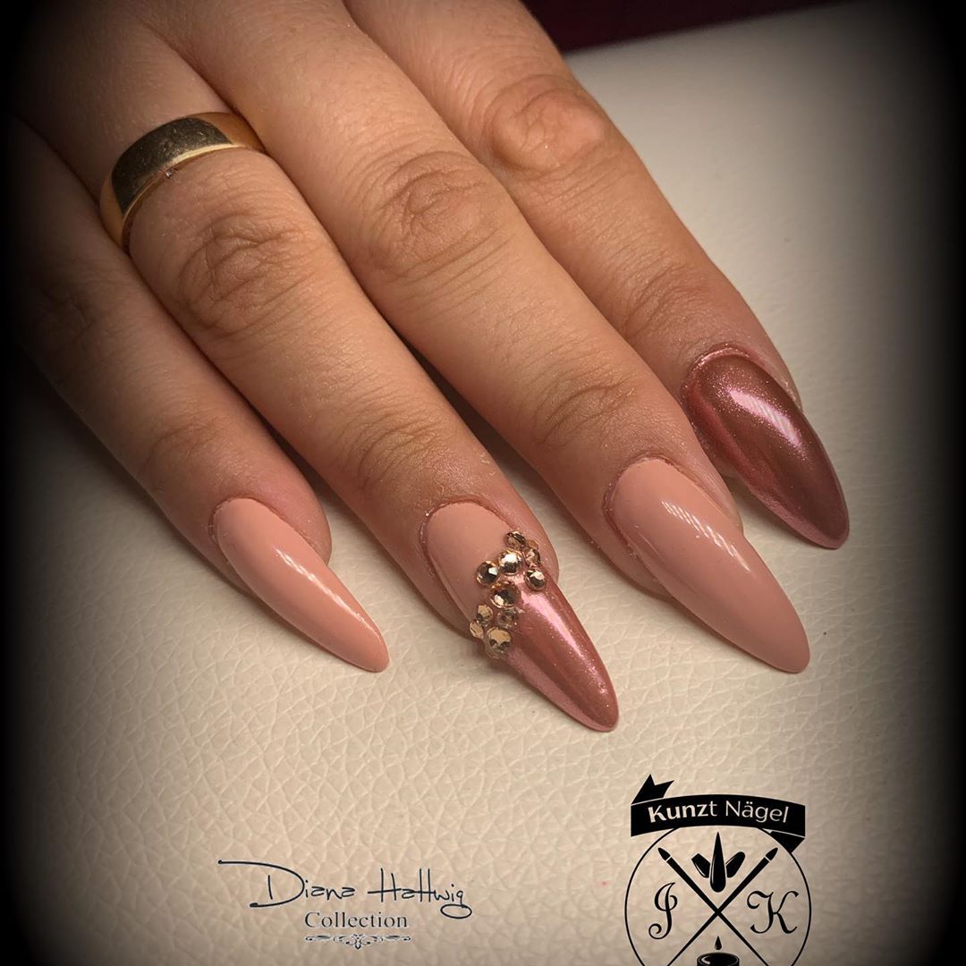 Peach and Shinning Pink Stiletto Nails