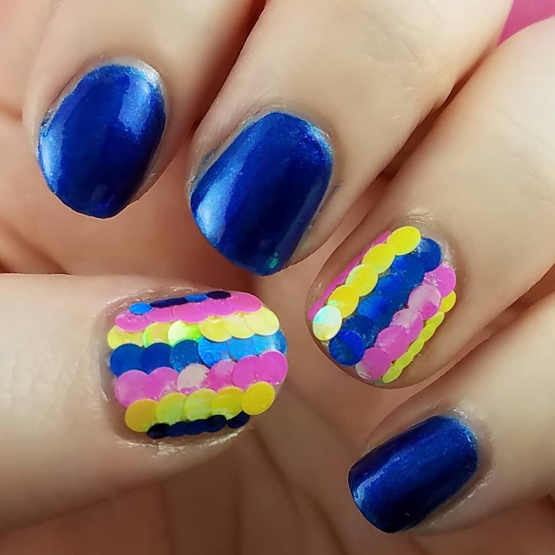Summer Themed Beads Decorated Short Nails