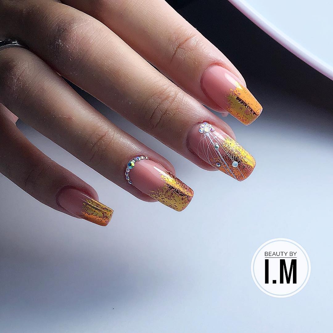 Neutral Nails with Golden Beautiful Tips