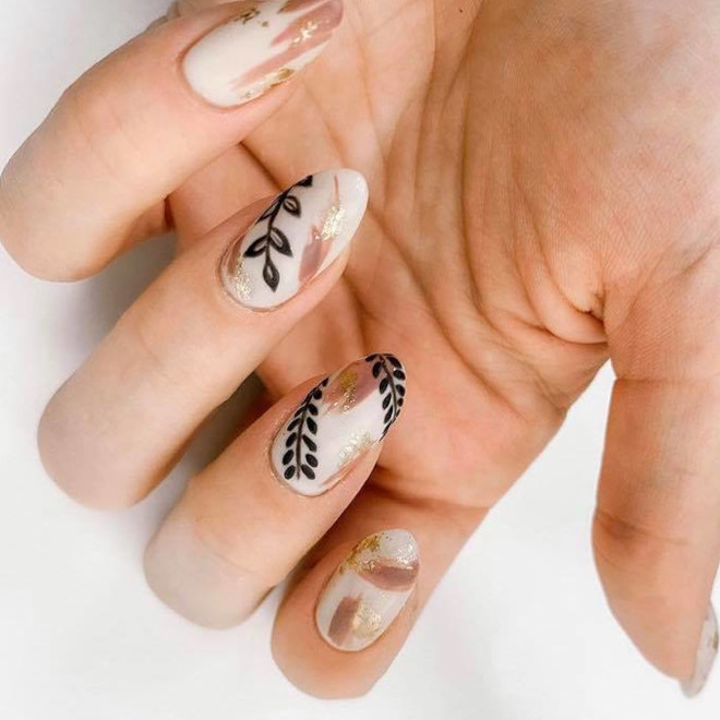 ditch the predictable manicures for these statement winter nail designs