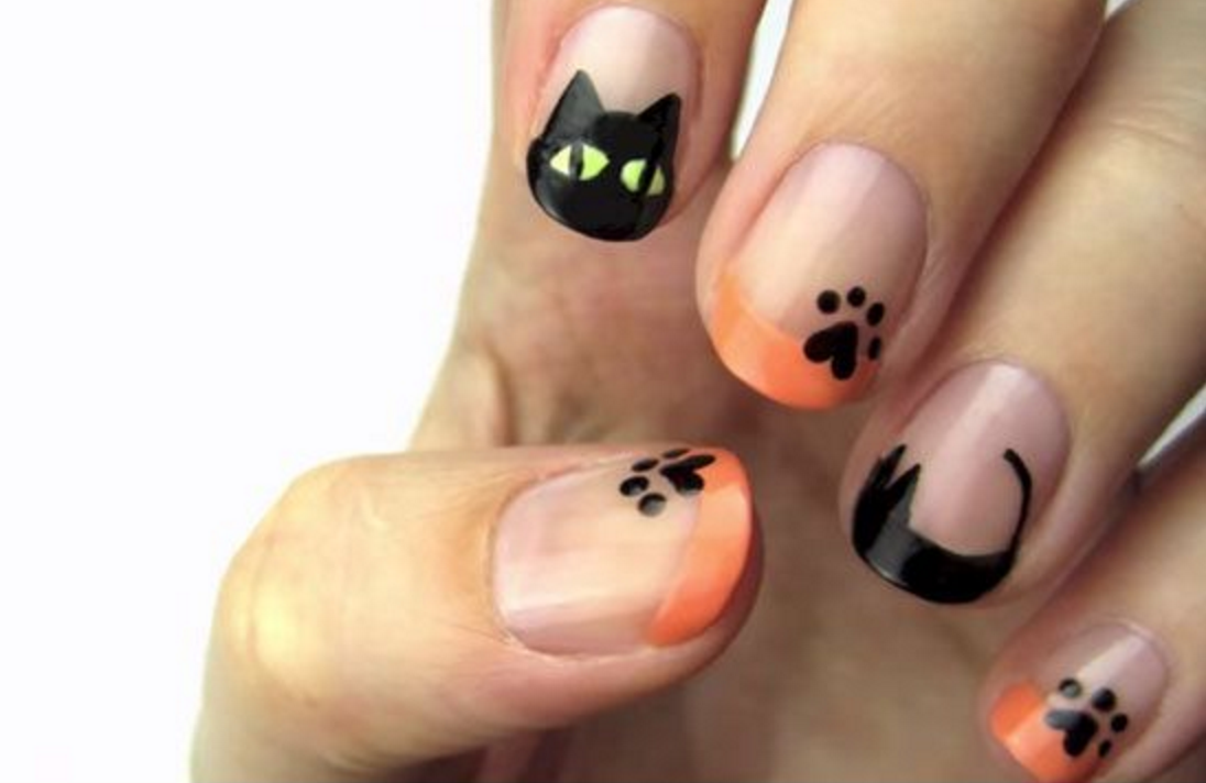 Black cat diy manicure