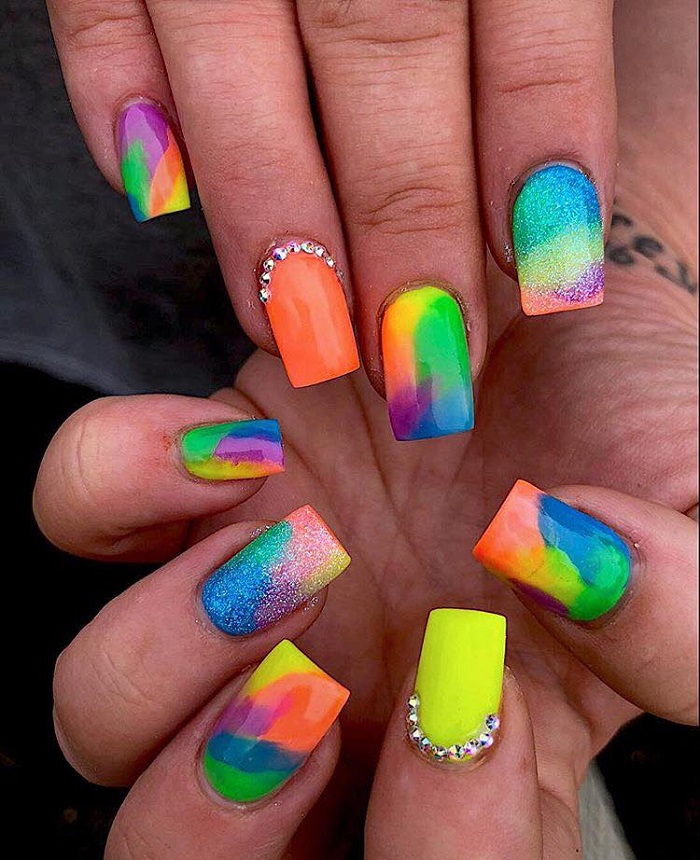 Neon-Nail-Designs-To-Finish-Off-Summer-With-Style rainbow neon