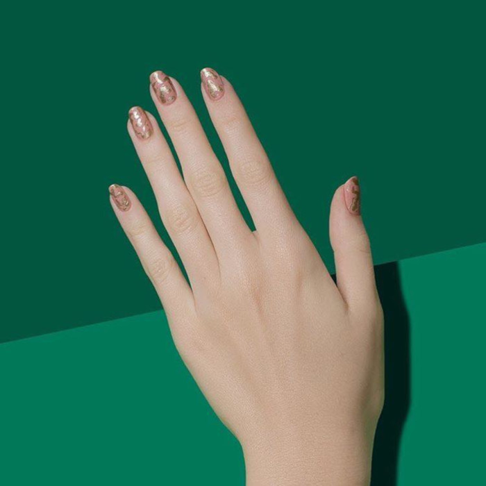 Neutral Nail Ideas That Go With Everything nude and gold nails