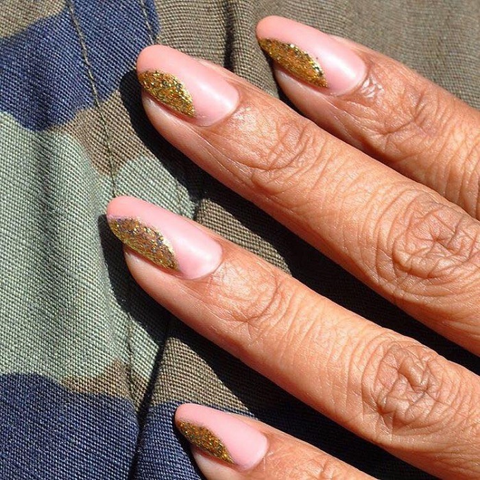 The-Biggest-Fall-2018-Nail-Trends-oval nails