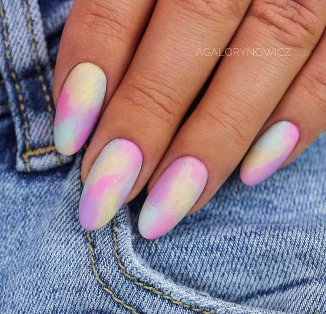 tie-dye nails are trending for fall